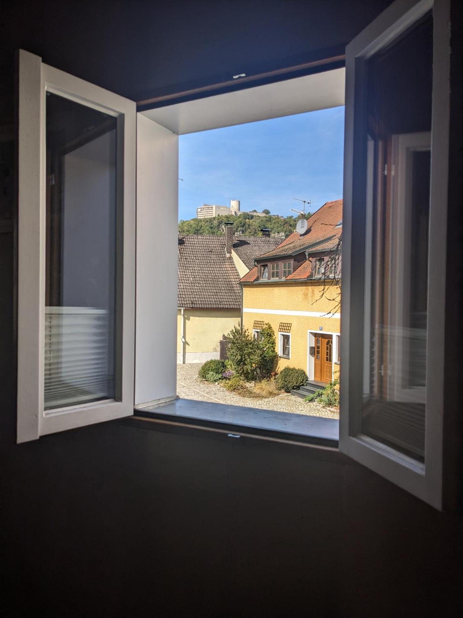 Ferienwohnung Kallmuenz_Luftschloss Bagian luar foto